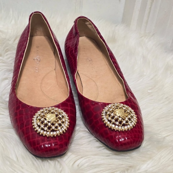 Shoes - Diana E Kelly Red Leather Flats with Embellishments Women's Size 8.5.🌴